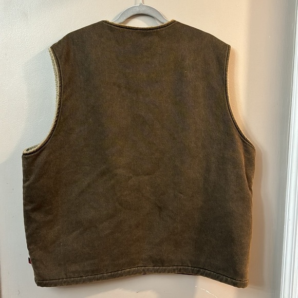 Woolrich Brown Sherpa-Lined Vest - Picture 6 of 7
